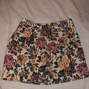 Zara Basic Collection - Floral Mini Skirt XS